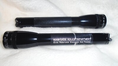2 Black Mini Maglite 6'' AA Battery Flashlight California USA CAN'T OPEN set lot