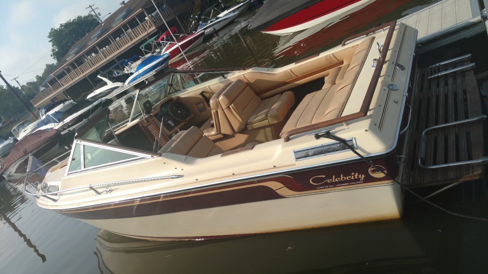 1988 Celebrity Cuddy Cabin