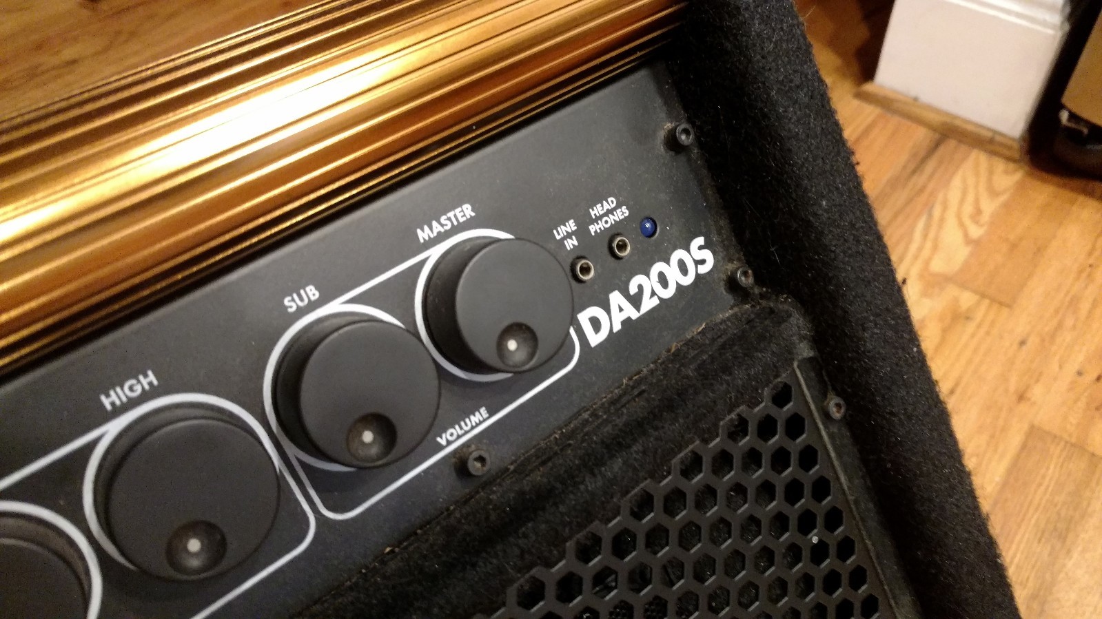 Simmons DA200S Drum Amplifier, Great Condition, Combined 200 Watts of power!