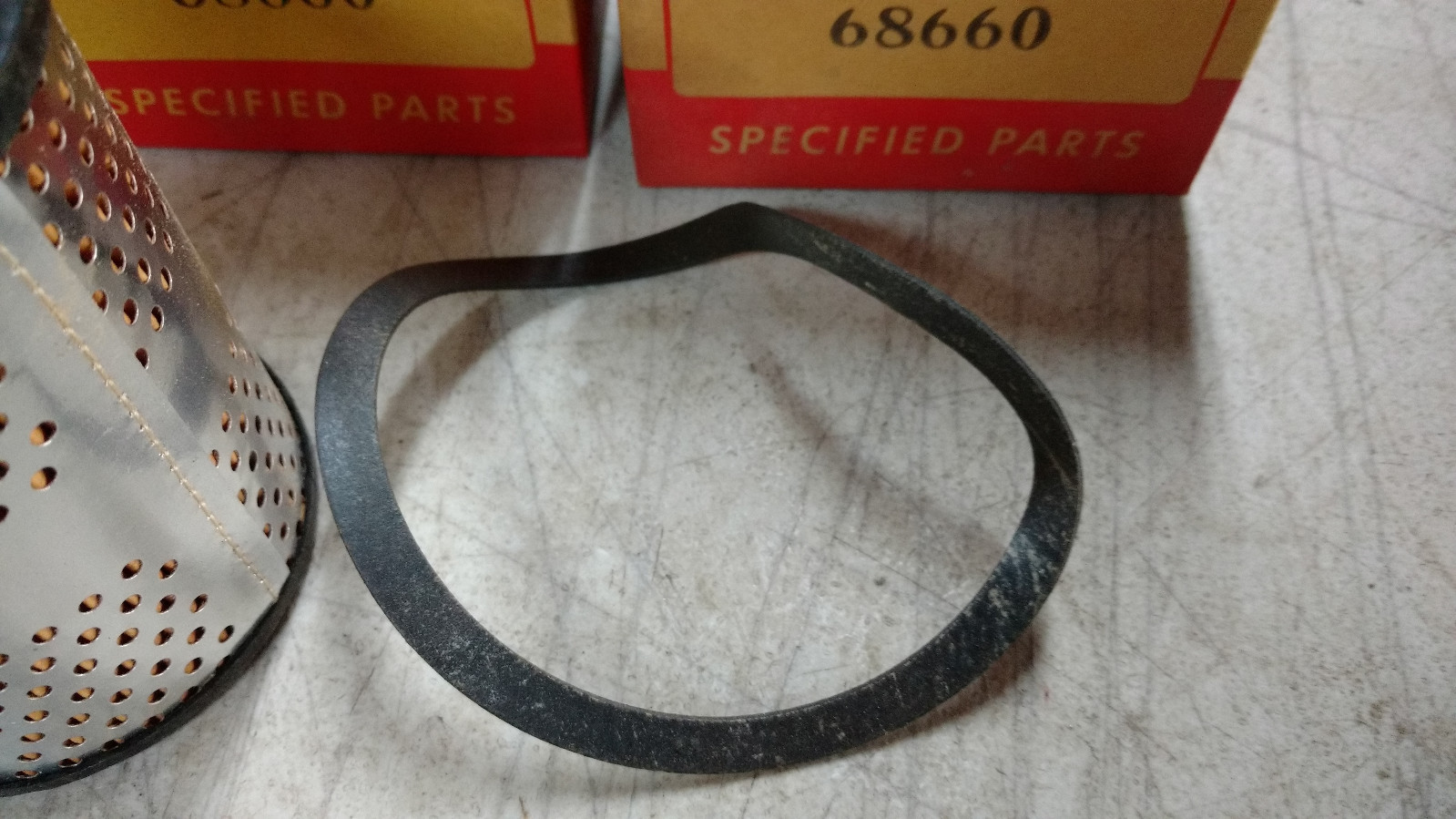 3 Towmotor Gerlinger Fork Lift Truck Material Carriers Oil Filter Cartridge