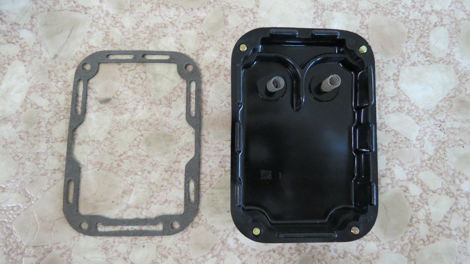 NOS Wico Magneto Cap Cover 94-5092 X7123 for XH2062F XH2677 XH2531C XH2531B  WY6