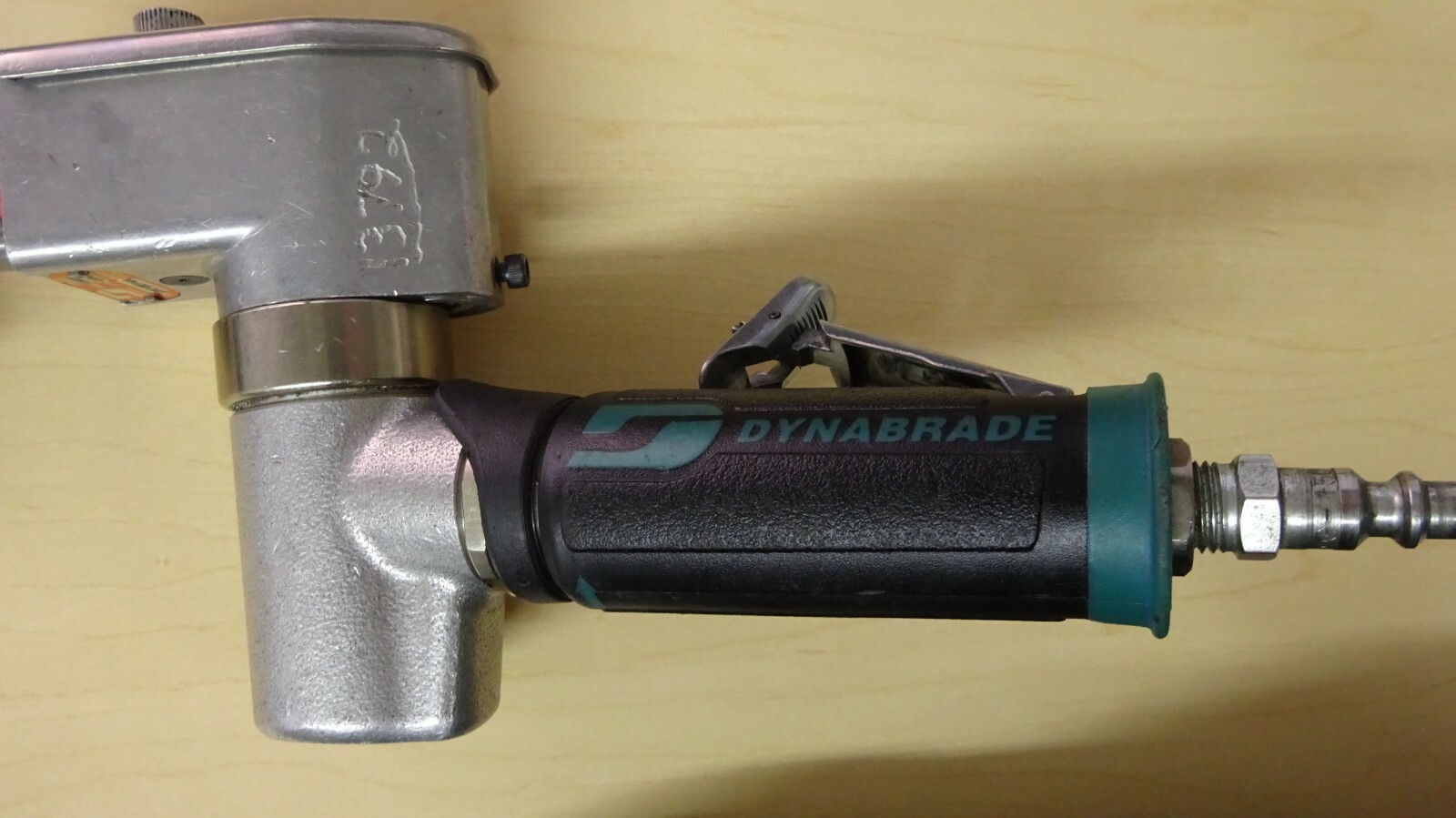 Dynabrade 15400 Dynafile III Portable Belt Sander