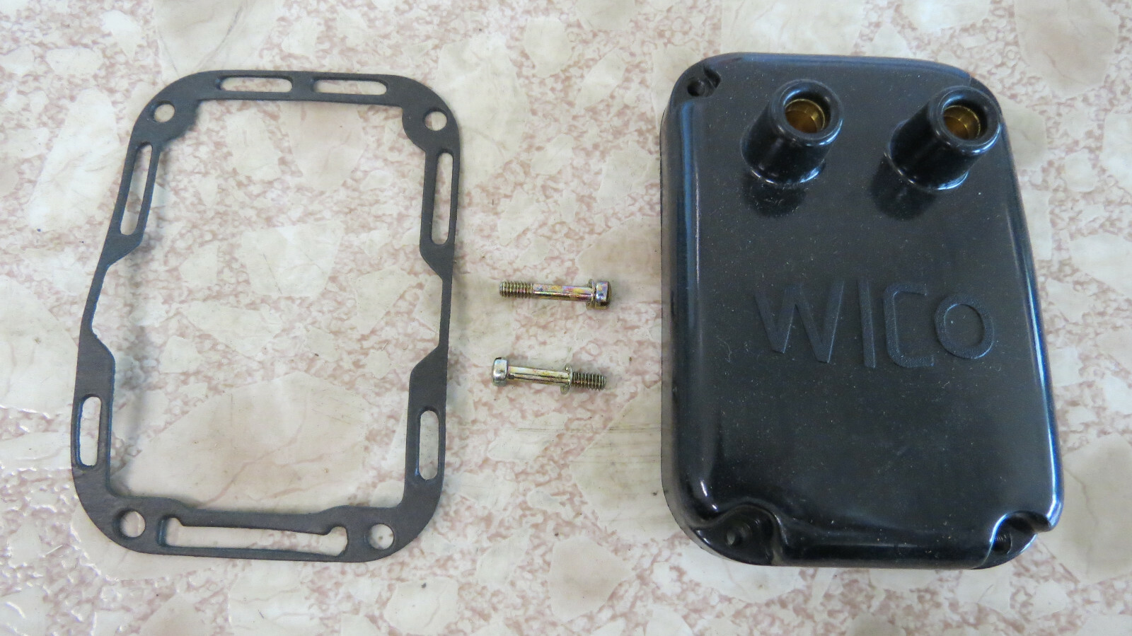 NOS Wico Magneto Cap Cover 94-5092 X7123 for XH2062F XH2677 XH2531C INCOMPLETE