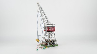 Märklin H0 7051 Ferngesteuerter Drehkran mit Hebemagnet