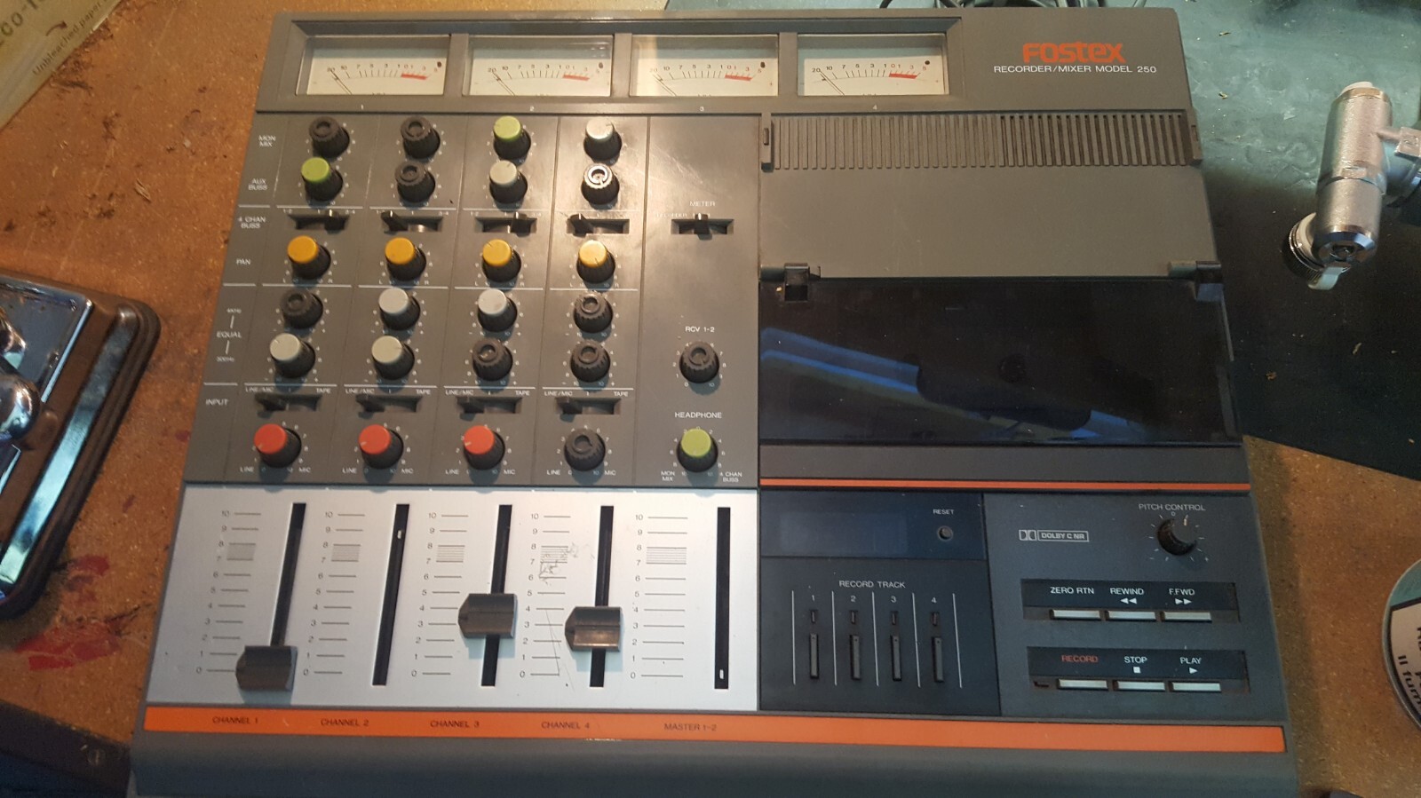 Fostex MODEL 250 マルチトラックレコーダー $_57.JPG?set_id=8800005007