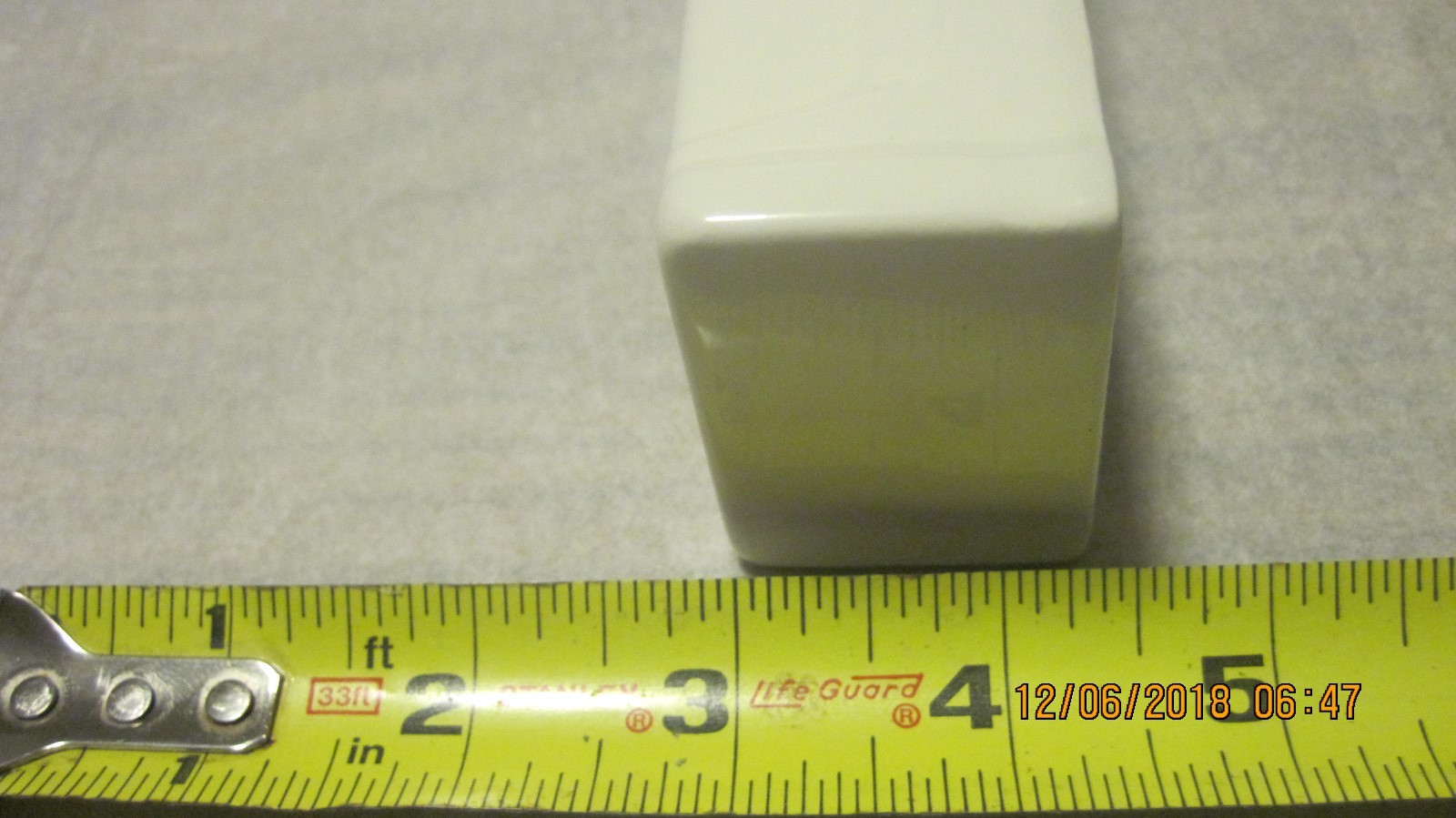 Doll House Miniature Porceline Tub with Drain (Used)