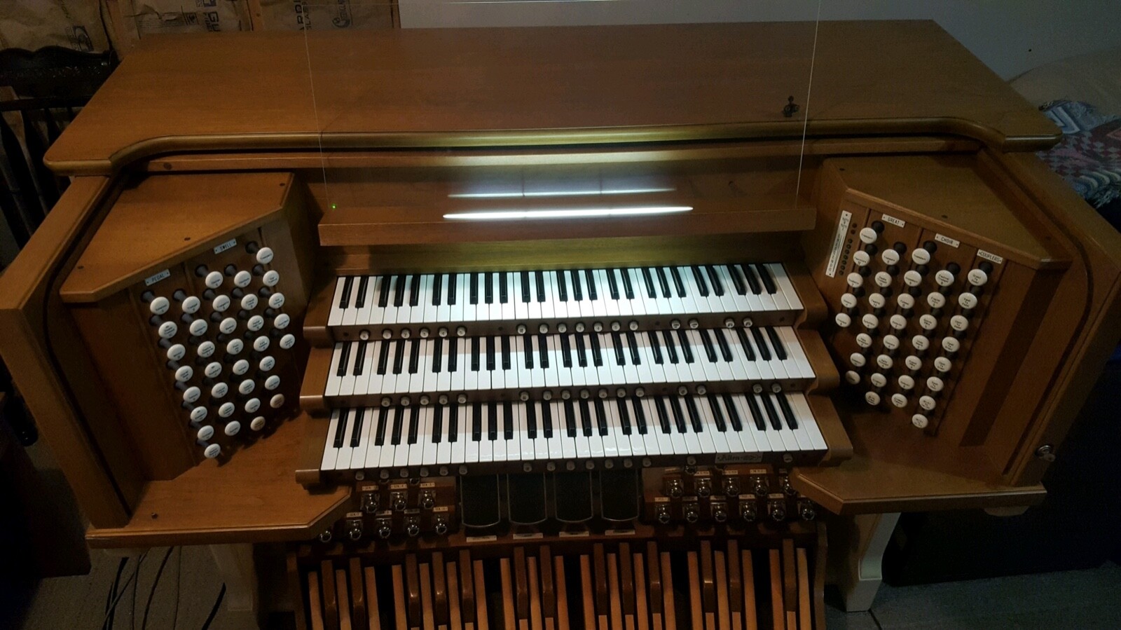 Custom, 3 Manual Allen Church Organ with 22 Channels of Audio