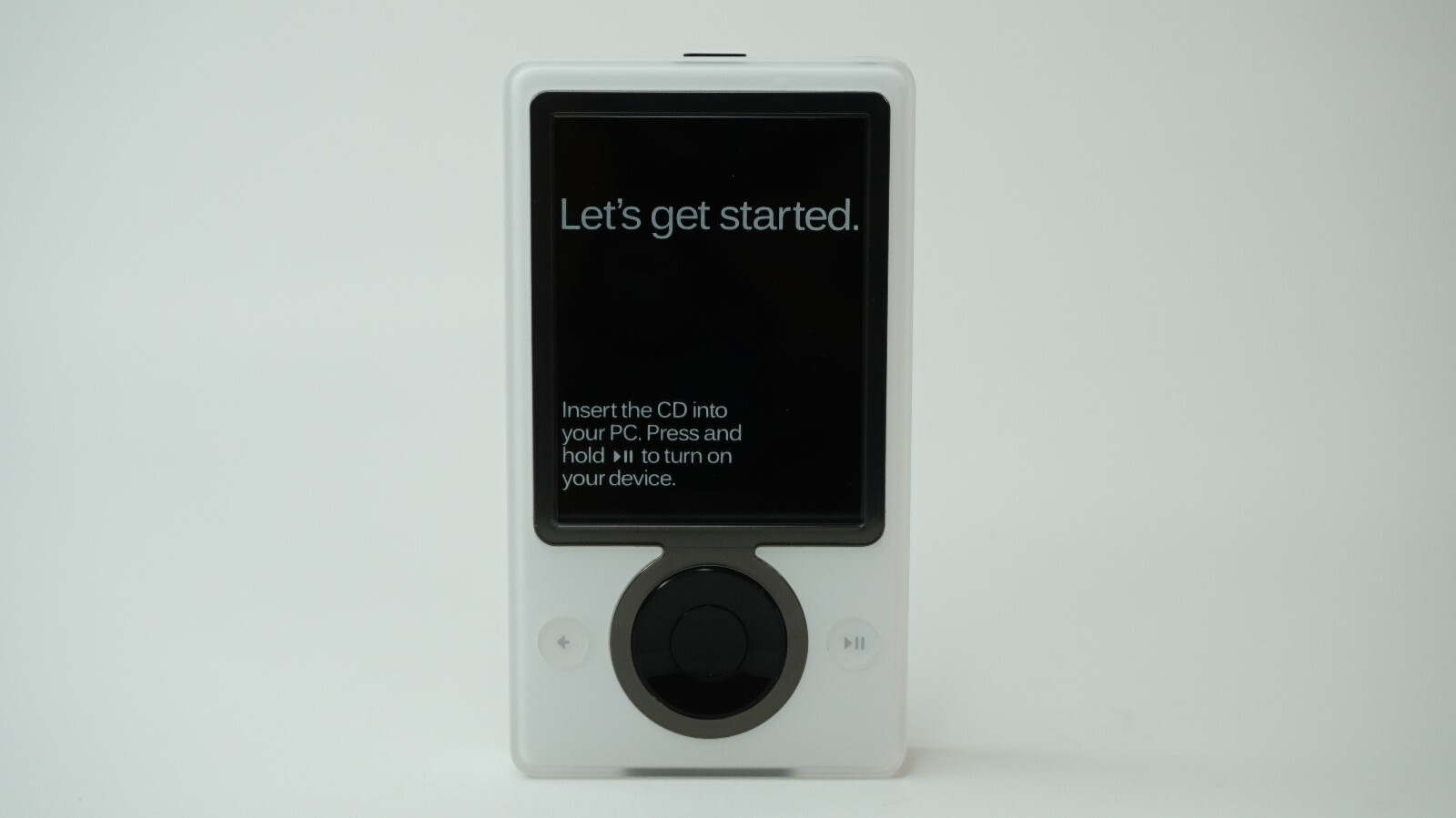 Zune 30GB White in working condition with Up to date Firmware, It looks NEW