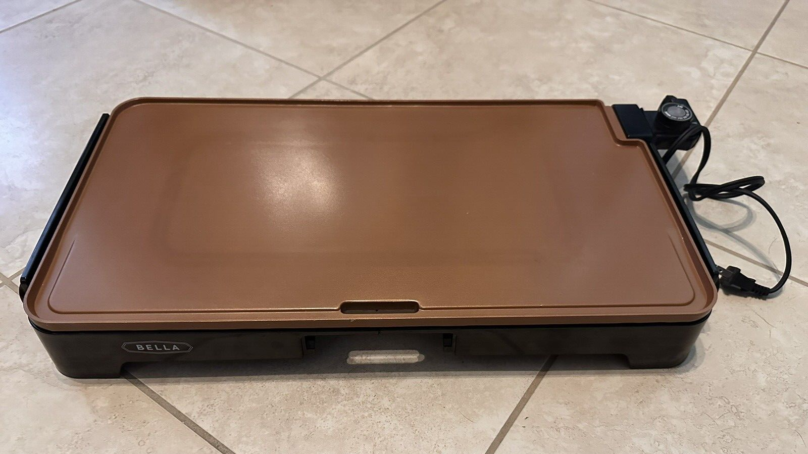 BELLA XL Electric Ceramic Titanium Griddle