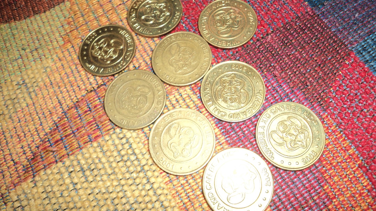 CHUCK E. Cheese Tokens Coins from 2000s 9 Tokens Total FREE Ship!