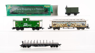 Unbekannter Hersteller/Rivarossi/Mehano Güterwagen (P.T. Barnum´s Special Advert