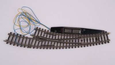 Märklin H0 2167R Weiche rechts Handschaltung (Farbreste)