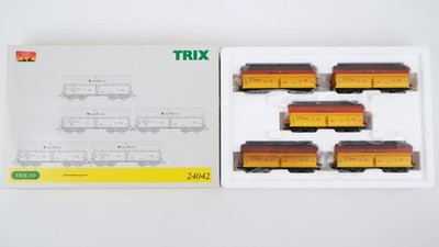 Trix H0 24042 Selbstentladewagen Set 