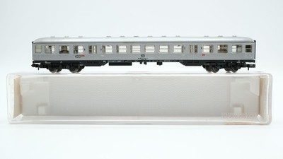 Fleischmann N 8122 Nahverkehrswagen 2. Kl Bnrzb 778 DB