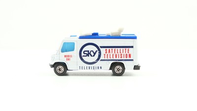 Matchbox 1:73 TV News Truck 
