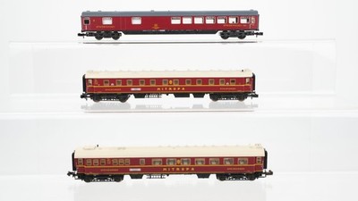 Minitrix N Konvolut Schlafwagen Speisewagen beleuchtet Mitropa/DB