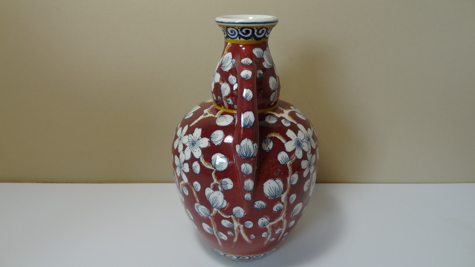 Exceptional Early Ivora Gouda Holland 1895 - 1910 Two Handled Porcelain Vase Urn