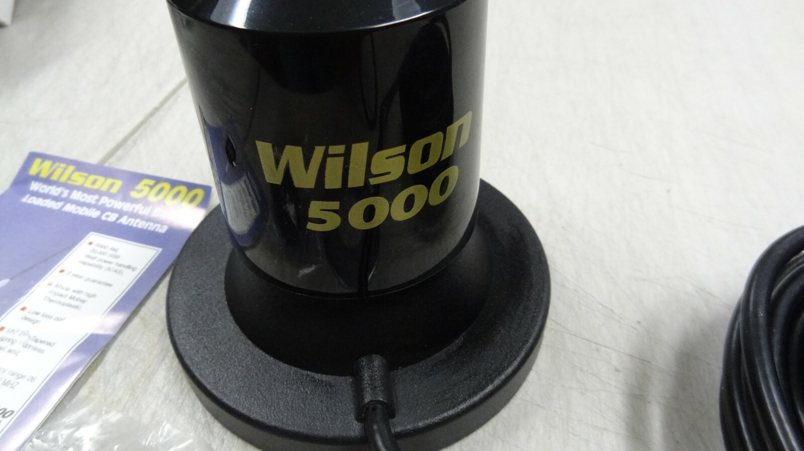 Wilson 880-200152B 5000 Series Mobile CB Antenna with 62-in Whip Open Box Damage