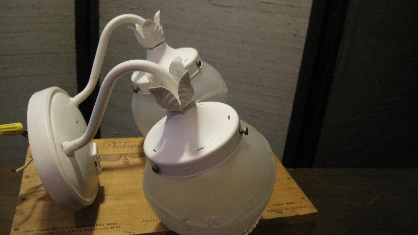 Excellent Art Deco Double Fixture with Plug and Original Globes