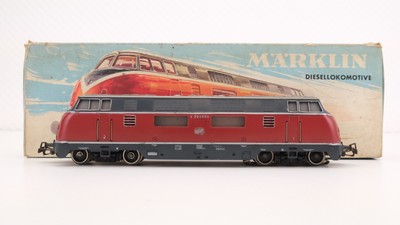 Märklin H0 3021 Diesellokomotive BR V 200 / 220 der DB Wechselstrom Digitalisier