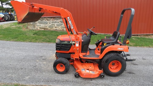 (おとっつぁ)Kubota 50周年記念　ミニショベルカー　x 2セット Kubota 50th Anniversary ミニカーセット Kubota 50th