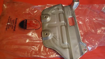 Hitzeschild rechts passend für Maserati 4200 Coupe und Spyder 66196000 N E U 