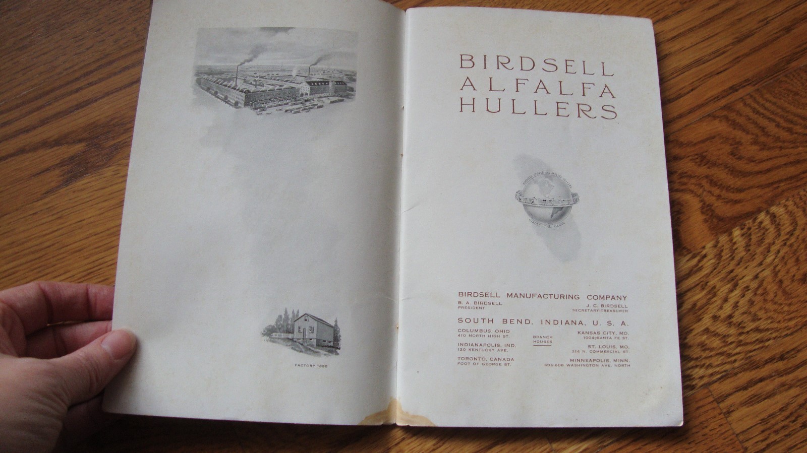 1900s Birdsell Advertising Amazing Litho Illutrated Book Alfalfa Huller Farming