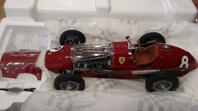 1:18 Mike Hawthorn Exoto Ferrari Tipo 500 F2 British GP 1953 GPC97191