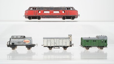Schiebetrix / Minitrix N Diesellok BR 200 035 DB mit 3 Güterwagen (ohne Antrieb)