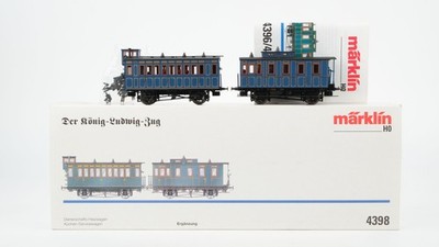 Märklin H0 4398 Der König-Ludwig-Zug Dienerschafts-Heizwagen & Küchen-Servicewag