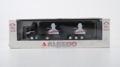 Albedo-Forkel H0 Volvo Koffersattelzug 