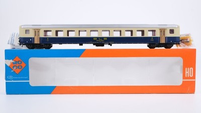 Roco H0 4238A Personenwagen 2. Kl. BLS