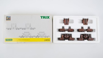 Trix H0 24016 Schlacken und Roheisenpfannenwagen Set