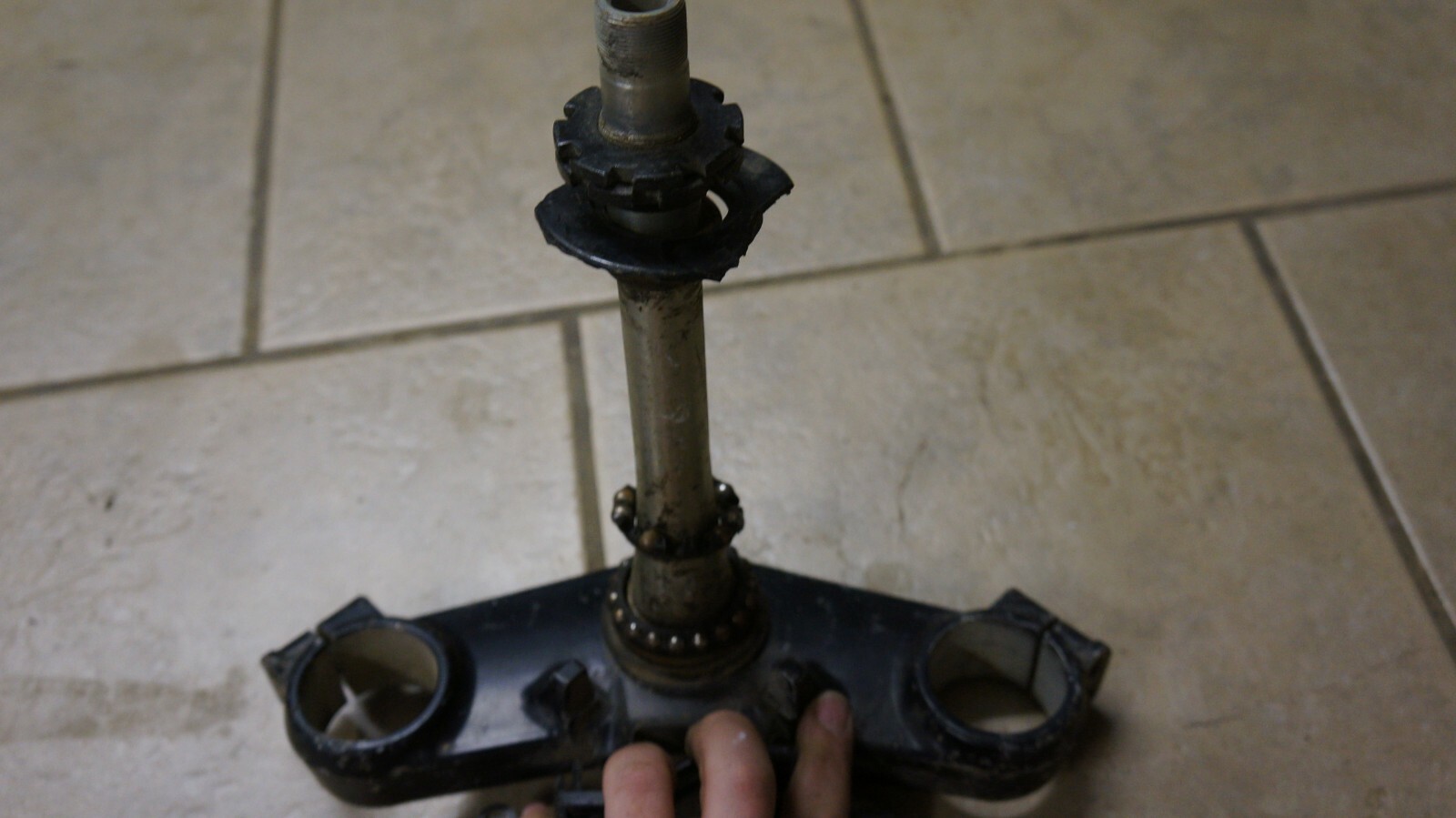 れれれ 93-01 Kawasaki Ninja ZX6 E ZX 600 Lower Bottom Triple Tree