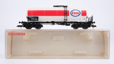 Fleischmann H0 5470 Kesselwagen (Esso) 21 80 005 1 287-9 [P] DB