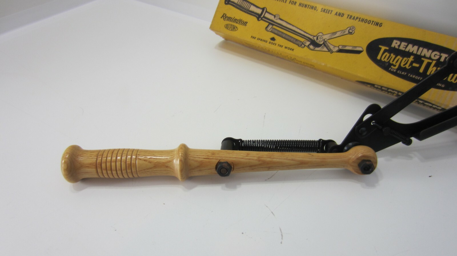 Vintage Remington Automatic Hand Trap Skeet Clay Pigeon Thrower Shooter w/Box