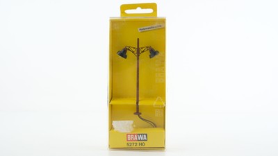 Brawa H0 5272 Holzmastleuchte doppelt