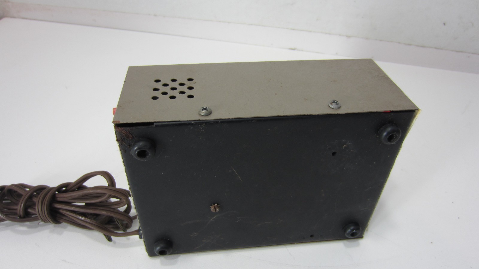 Vintage Archer 12 Volt Regulated Power Supply Cat. No. 22-127 Made In USA