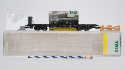 Trix H0 24072 Rungenwagen mit Bremserhaus und Maibaum Proficlubwagen 2005 K.Bay.