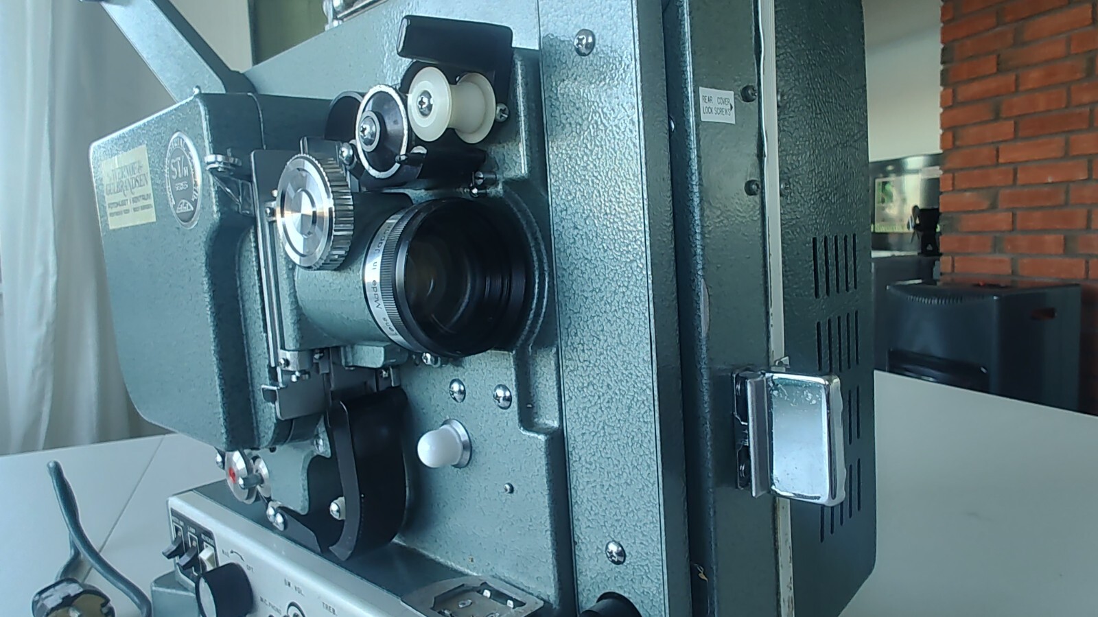 EIKI エイキ PROJECTOR 本体 リール付き eiki 16mm projector | eBay