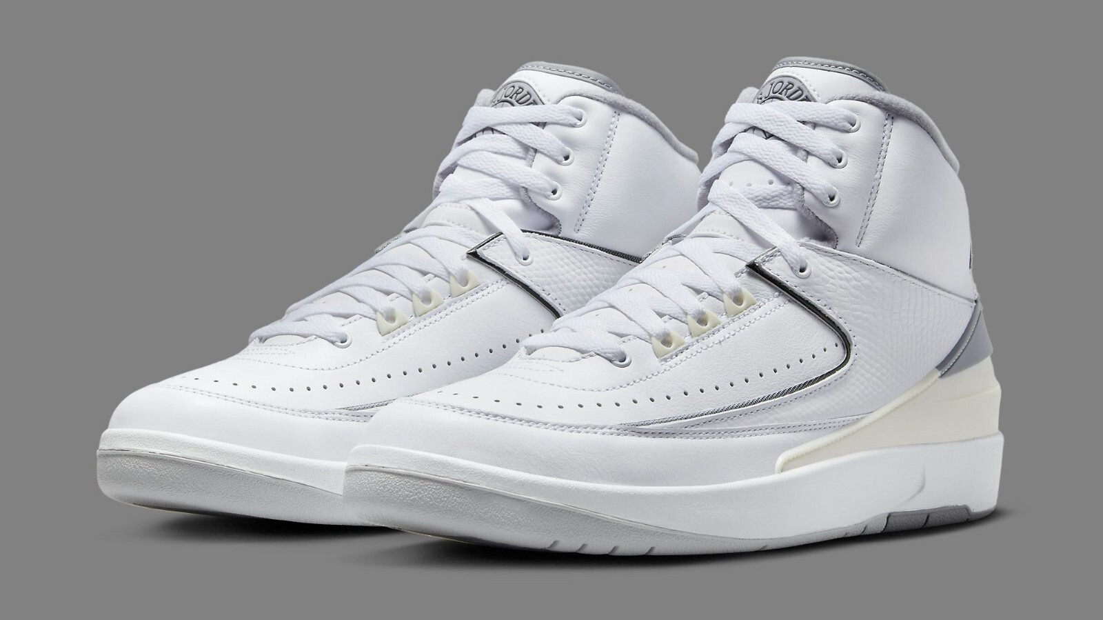 NIKE AIR JORDAN 2 RETRO DR8884-100 30㎝ s-l400.jpg