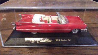 1959 Cadillac series 62 NewRay 1:43 Model Collect or Dash art