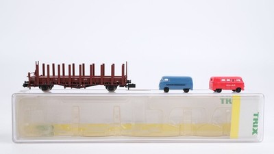 Minitrix N 15192 Rungenwagen, Ladung: 2 VW Busse Rmrs 31 DB