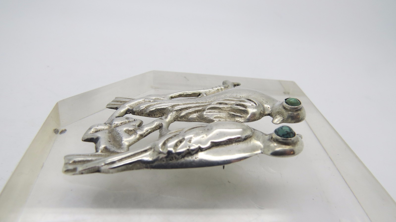 Vintage 925 Sterling Silver Mexico Love Bird Turquoise Eye Pin/Brooch    U1692