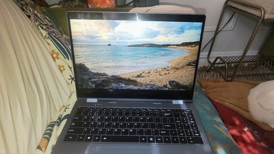 Foto dell'oggetto di un acquirente verificato