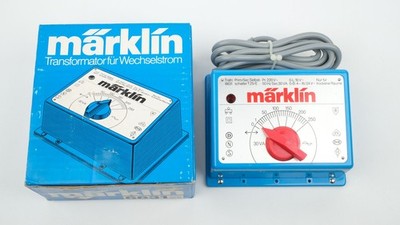 Märklin 6631 Transformator 30VA (in blauer OVP mit 