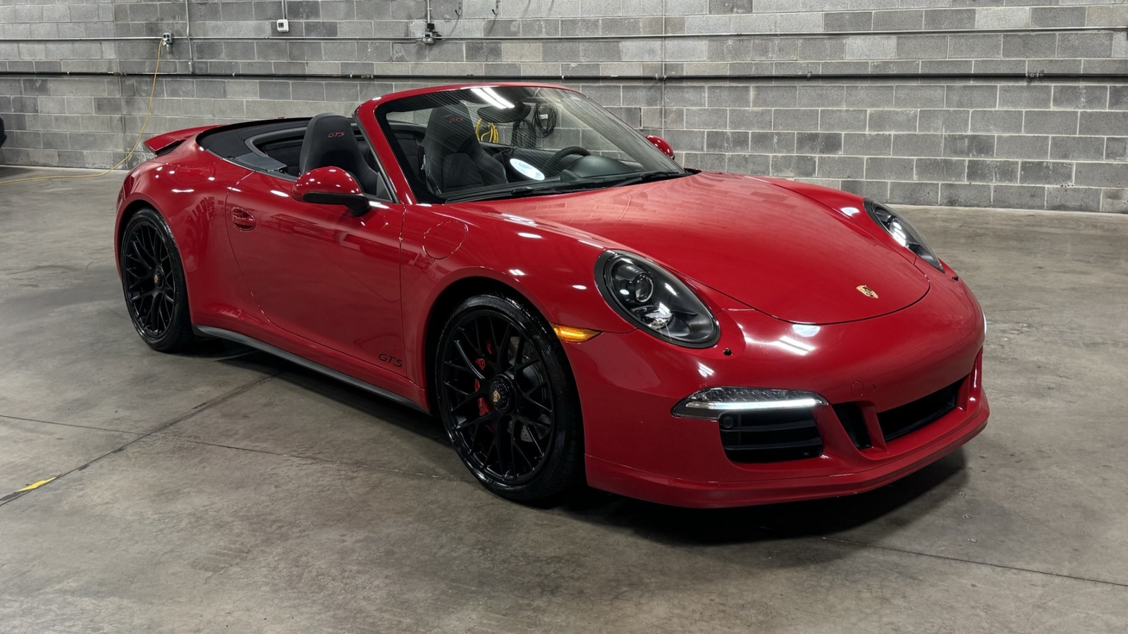 Owner 2015 PORSCHE 911 CARRERA GTS CABRIOLET 23540 Miles, Red 2DR  Automatic