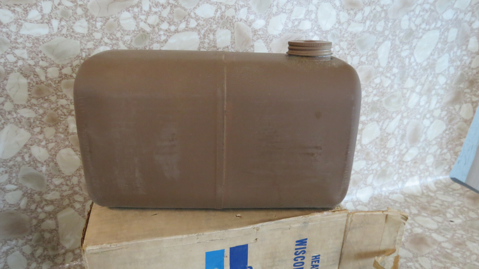 NOS OEM Wisconsin AENL Fuel Gas Petro Tank Assembly with Cap WE414SI