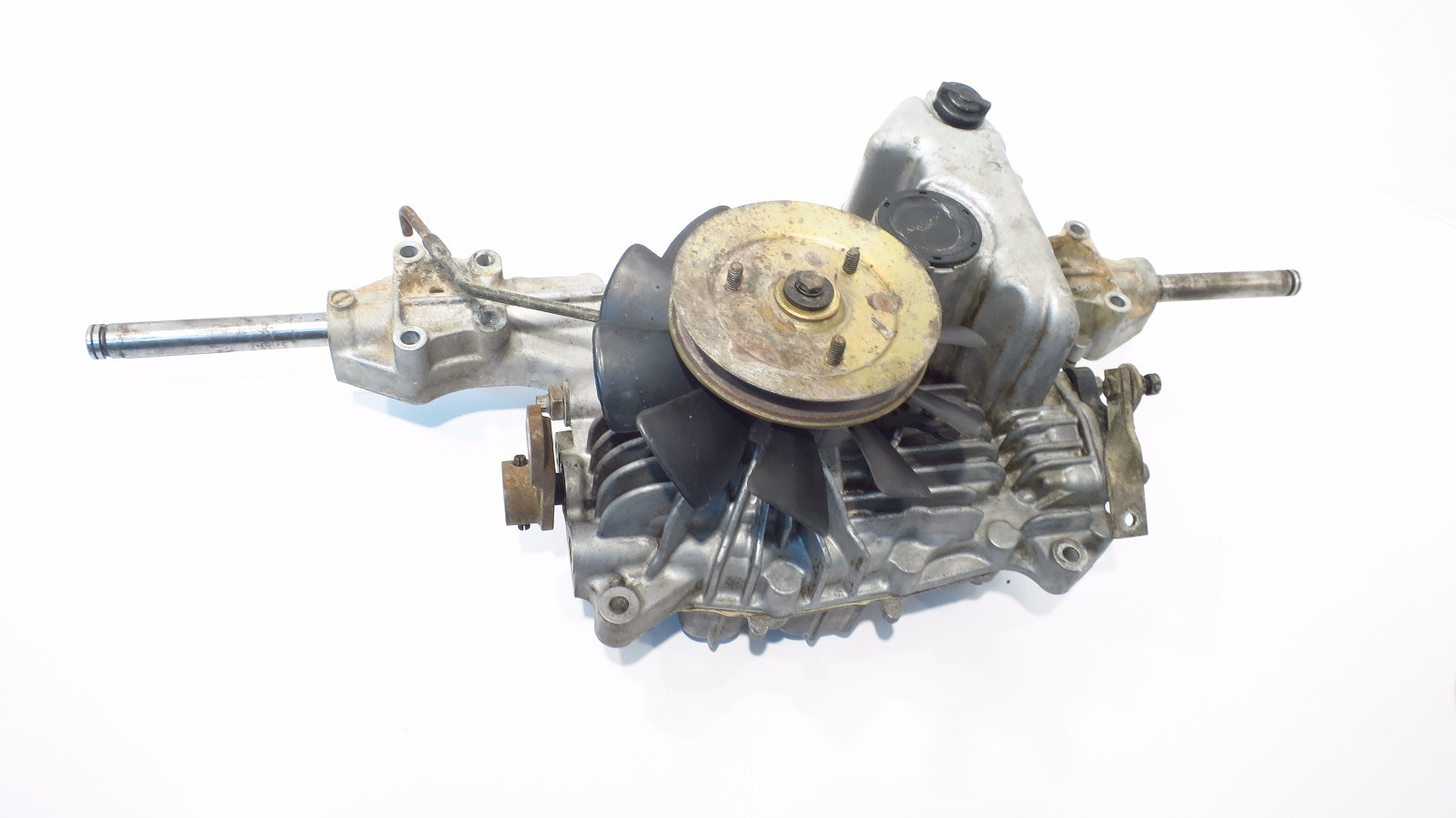 Tuff Torq LH Hydrostatic Transmission Fits TCA26089 Z910 Z920 Z930 Z960