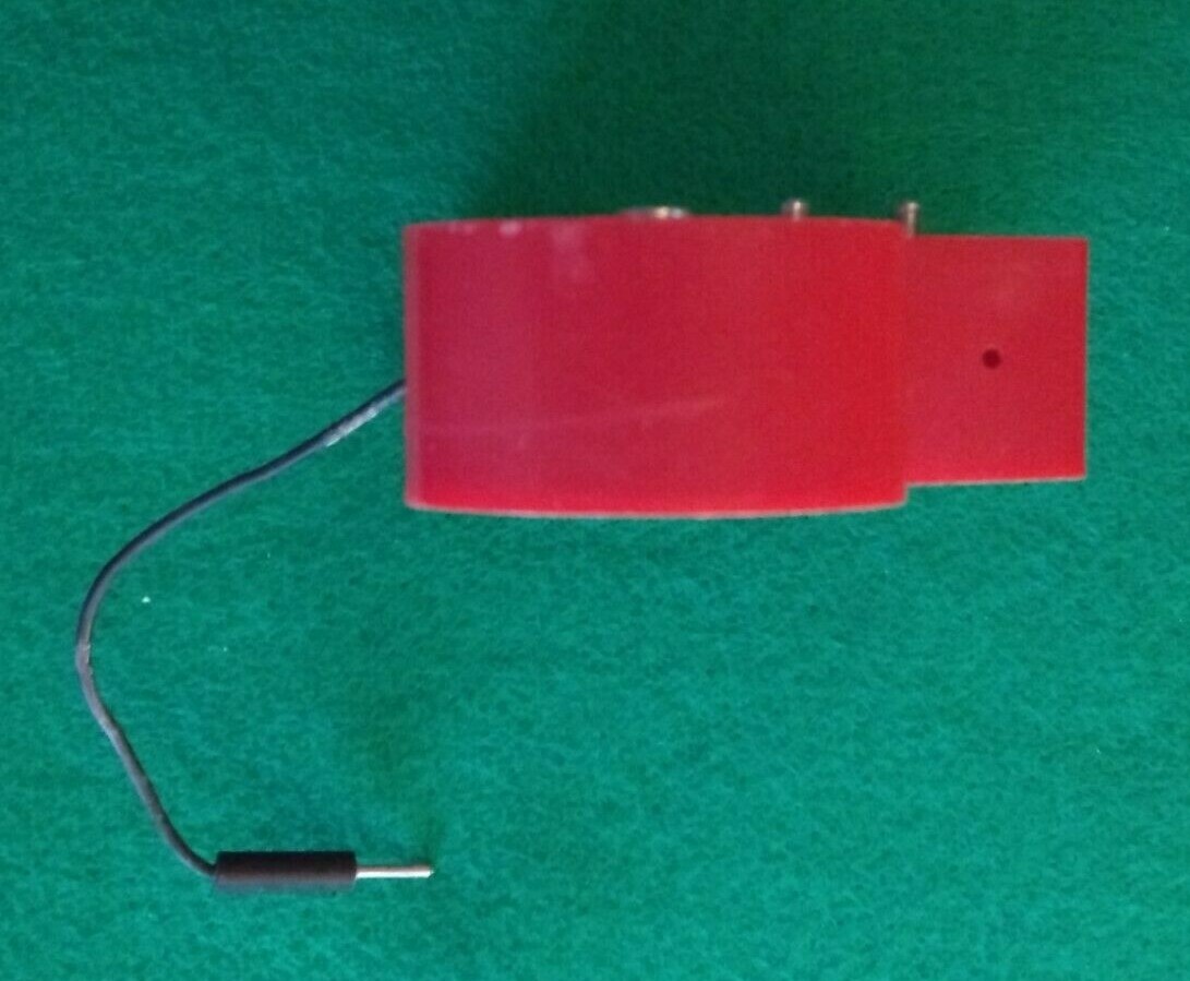 VINTAGE RADIO SHACK MICRONTA 1.5 & 9 VOLT BATTERY CHECKER TEST